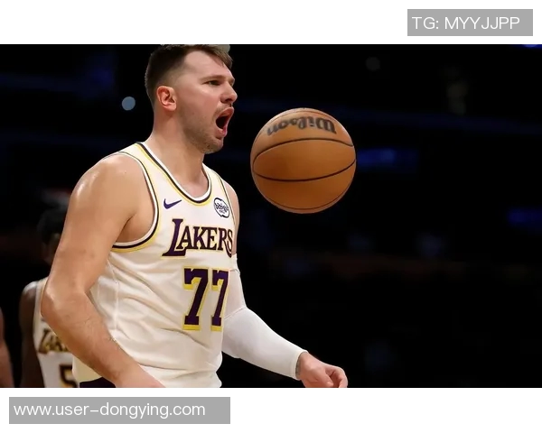 湖人主场对决马刺东契奇荣获一月最佳球员奖杯引关注